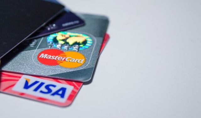 Merkez Bankası'ndan flaş karar: Kredi kartlarında faiz oranı değişti! İşte yeni oran