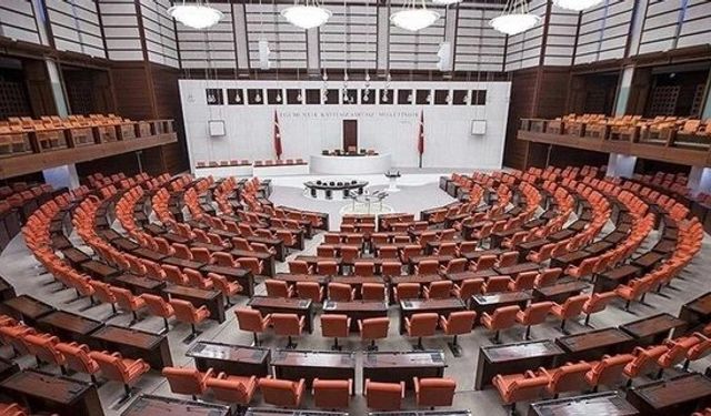 Meclisi açılıyor! Gündem yoğun. Emekli, esnaf, işçi, memur, ev kadını, gençler...
