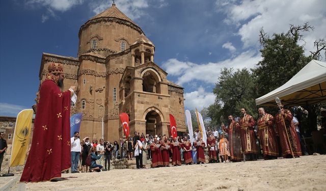 Van Akdamar Adası’nda yapılacak olan Ermeni ayininin tarihi belli oldu