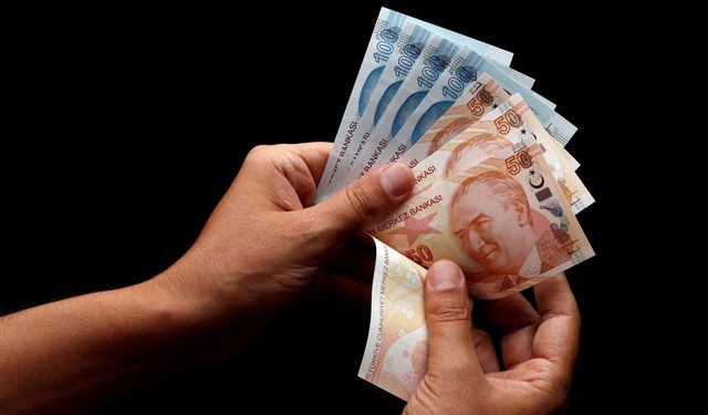 Emekliye zam öncesi 29 Ekim hediyesi! En düşük maaşta limit belirlendi!