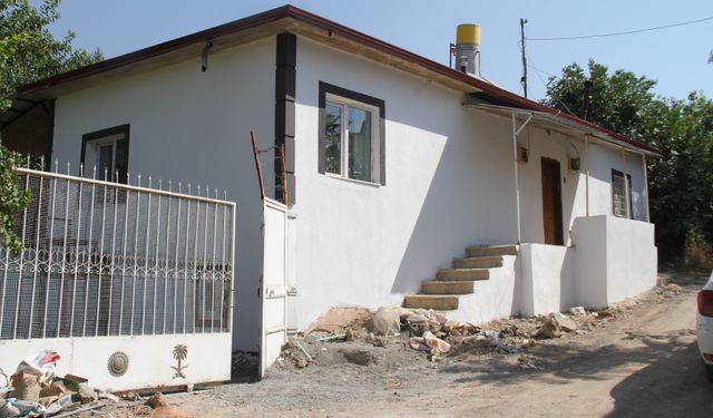 Deprem korkusu 110 yıllık harabe evi restore ettirdi