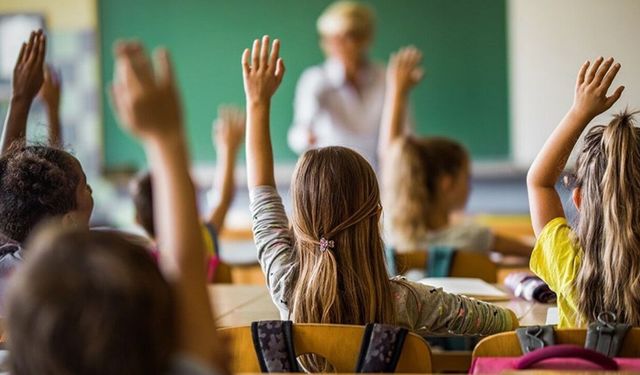 Okullarda ara tatiller kaldırılacak mı? Milli Eğitim Bakanı Yusuf Tekin açıkladı!