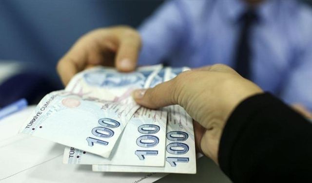Asgari ücrette zam senaryoları başlıyor! TÜRK-İŞ'in alt sınırı 14 bin TL...
