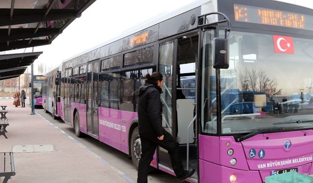Vanlılara bayram müjdesi: Van bu tarihlerde ücretsiz ulaşımın keyfini çıkaracak!