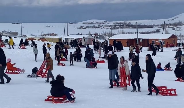 Van’daki kış turizminin gözdesine yoğun ilgi!