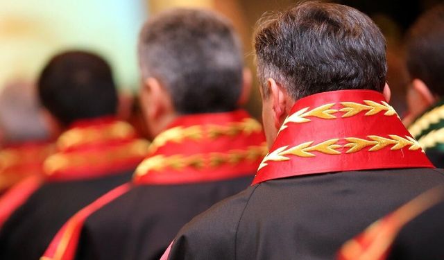 HSK’dan sürpriz atama: 12 Hakim ve Savcının görev yeri değişti!