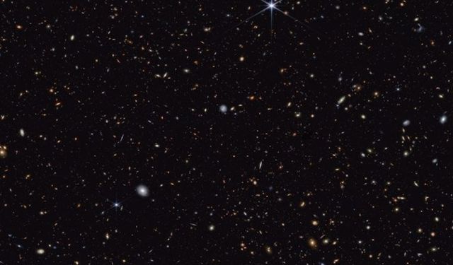 James Webb, en eski ölü galaksiyi fotoğrafladı