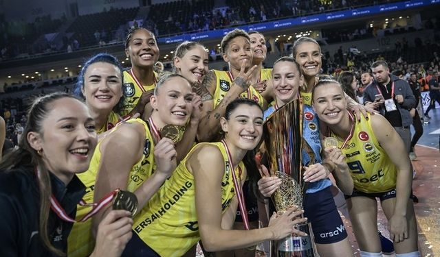 Kupa Voley'de şampiyon Fenerbahçe!