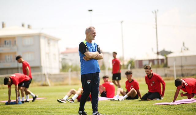 Vanspor'un yeni teknik direktöründen iddialı açıklama!
