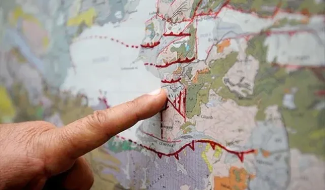 Van depremi için korkutan “6 Şubat” senaryosu: Uzman isim o faya dikkat çekti!