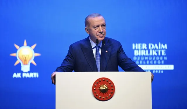 Cumhurbaşkanı Erdoğan'dan değişim sinyali: Yeni isimlerle güçleneceğiz!