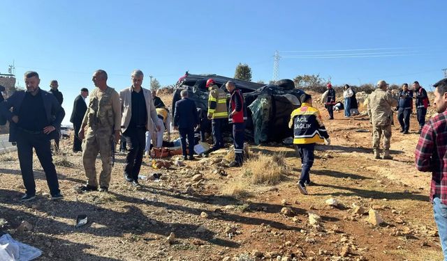 Mardin'de feci kaza: 3 kişi hayatını kaybetti, 5 kişi yaralandı