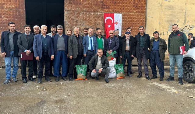 Hakkari’de çiftçilere 4 milyon TL’lik tohum desteği!