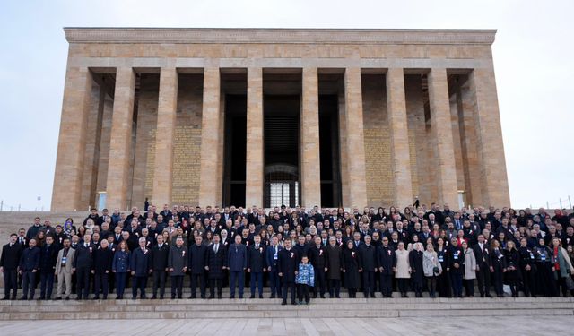 Milli Eğitim Bakanı Tekin'den Öğretmenler Günü mesajı