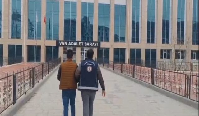 Van’da eş zamanlı operasyon: 14 kişi gözaltına alındı!