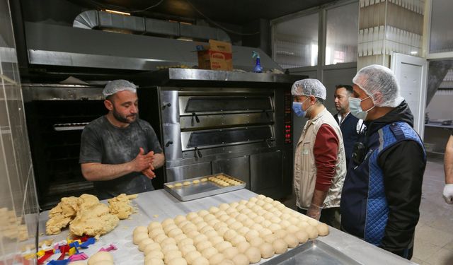Van’da bayram denetimi: Birçok işletmeye kesildi!