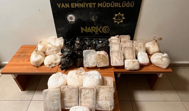 Van’da gençleri zehirleyeceklerdi... Tam 30 kilo ele geçirildi!