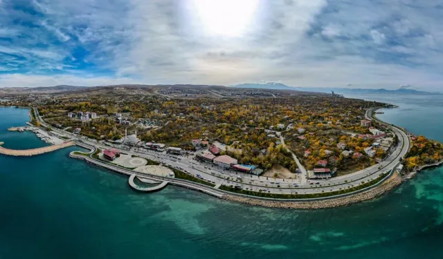 Van’da yarın kimin konseri var? İşte sahne alacak isim…