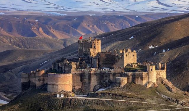 O eski Van’dan eser yok şimdi: Van hafızasını kaybetti!