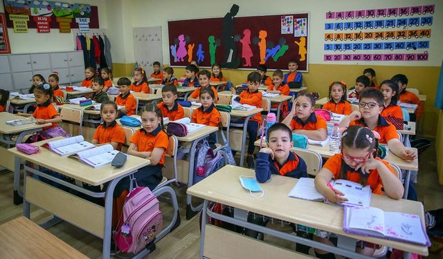 İlkokul ve Ortaokulda okutulan dersin adı değişti!