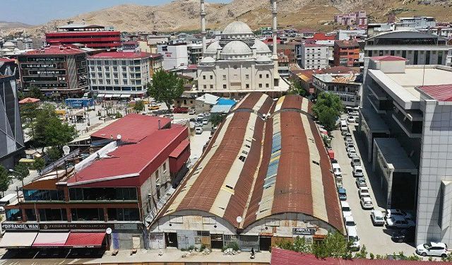 Van’daki tarihi Mısır Çarşısı neden yenilenemiyor? Nedeni belli oldu!