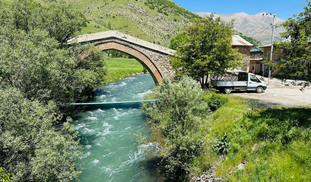 Vangölü Aktivistleri Derneği: Bahçesaray'a HES yapılmasın