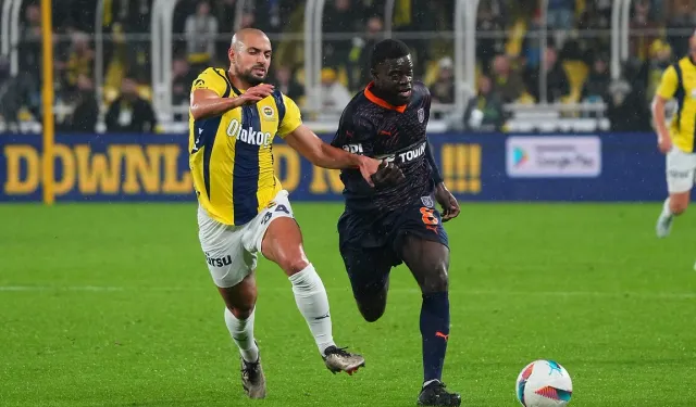 Başakşehir - Fenerbahçe maçının ilk 11'leri
