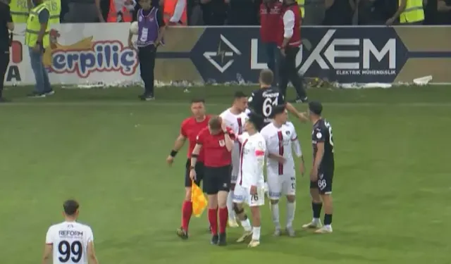Elazığspor-Vanspor maçında yardımcı hakeme atılan cismin ne olduğu belli oldu