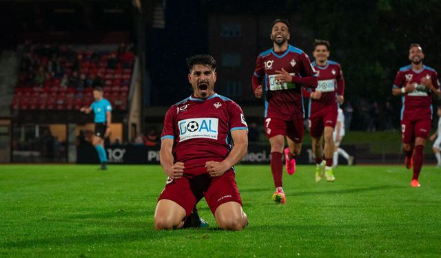Amedspor ve Dinamo Bükreş ile söz kesti: Yılan hikayesine dönen transferde Vanspor imzayı attırdı!