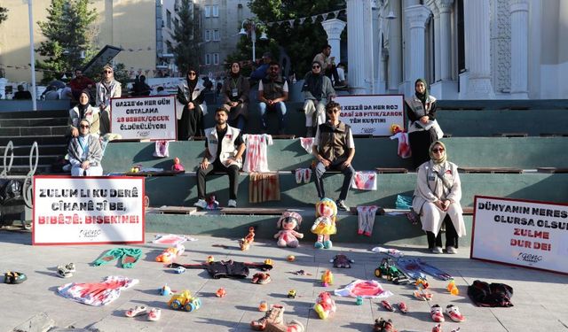 Van'da Gazze için anlamlı sergi