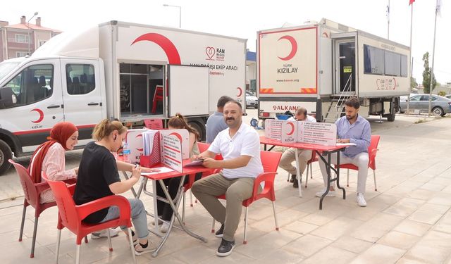 VEDAŞ çalışanları Kızılay'a gönüllü kan bağışında bulundu!