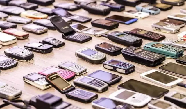 Eski tuşlu telefonlar fiyatıyla şaşırtıyor: Hurdası bile kazandırıyor!
