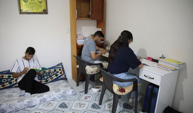 Türkiye, Vanlı 3 kardeşin başarı hikayesini konuşuyor!