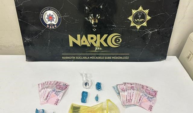 Van’da sokak satıcılar enselendi!