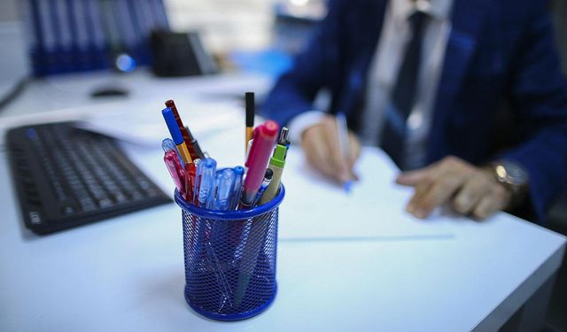 2026’nın zamlı memur maaşları kadar olacak? İşte iki farklı zam oranına göre yeni maaşlar...