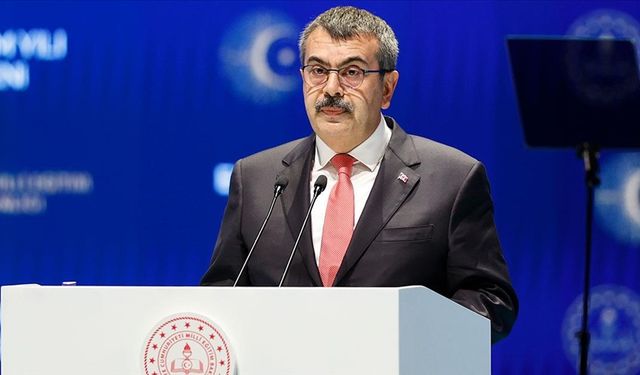 Bakan Tekin açıkladı: 12 yıllık zorunlu eğitim kısalıyor