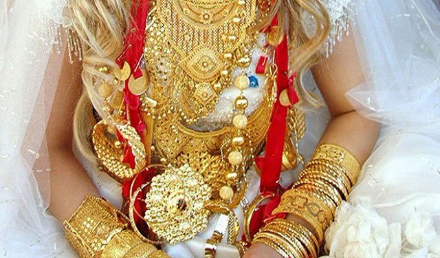 Dr. Özel’den Van’daki düğün gösterişine dur çağrısı!