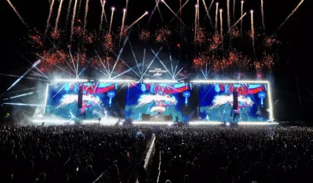 Ünlülerin yılbaşı sahne ücretleri belli oldu