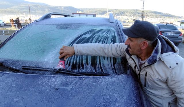 Kars'ta soğuk hava etkisini sürdürüyor