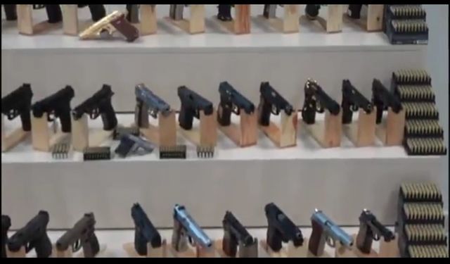 Van dahil 5 ilde 36 adrese eş zamanlı baskın!