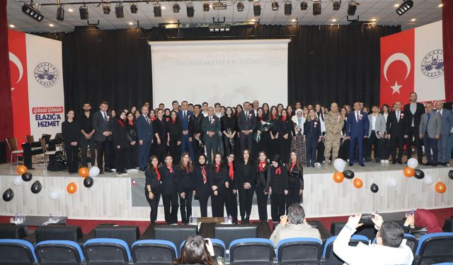 Elazığ’da Öğretmenler Günü kutlandı