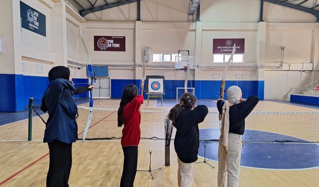 Korkut’ta okçuluk kurslarına yoğun ilgi