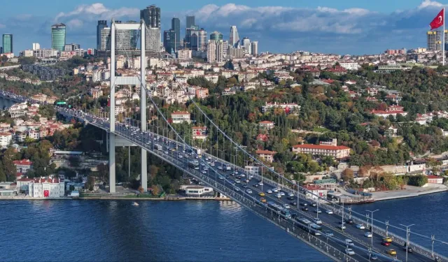 Otoyol ve köprü geçiş ücretlerine büyük zam: işte yeni tarifeler!