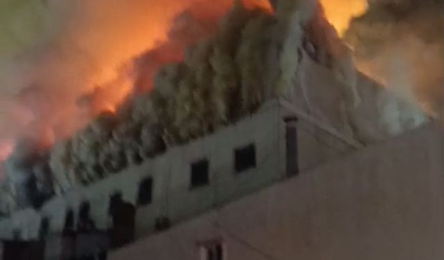 Son dakika! Van’daki bir otelde büyük yangın!