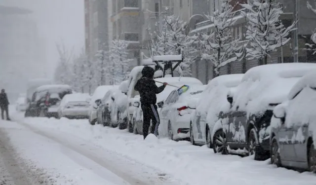 Yılbaşı gecesi 54 ile kar yağacak: İşte kar beklenen şehirler…