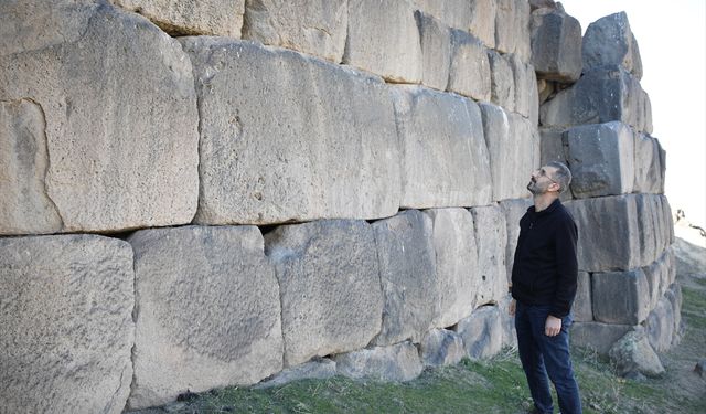 Van'daki kalede yeni bir giriş yolu keşfedildi