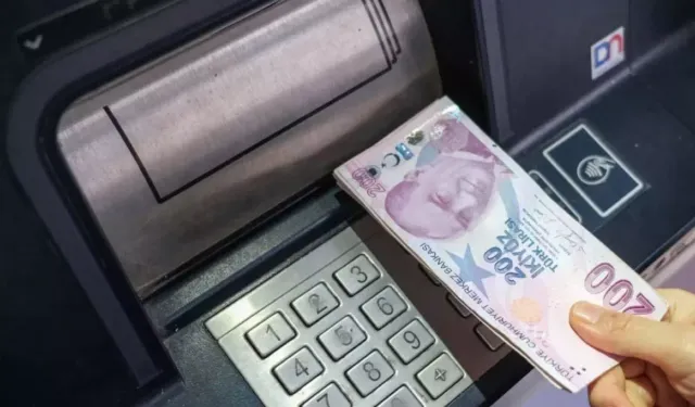 ATM'lerde yeni dönem: Mahkeme kararı olmadan hesabınız dondurulabilir