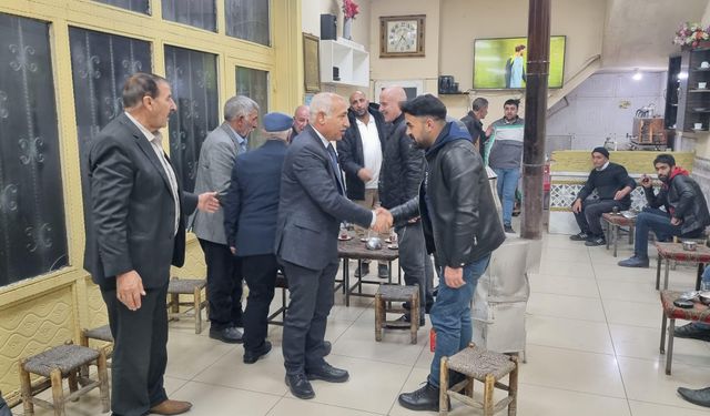 Başkan Güngöralp, Çaldıran'da esnafın sorunlarını dinledi!