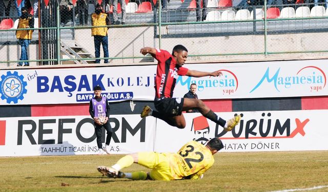 Vanspor, Jefferson ile geri döndü: Vanspor geriye düştüğü maçta taraftarı önünde şov yaptı!