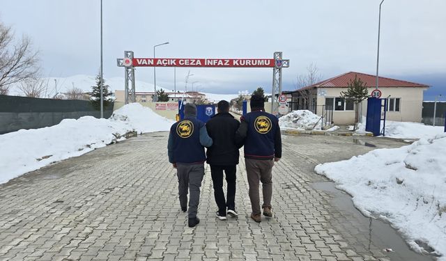 Her yerde aranan firari şahıs tutuklanıp, Van’a gönderildi!